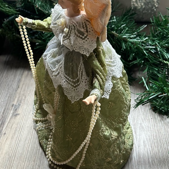 Tree top Angel - Picture 8 of 9